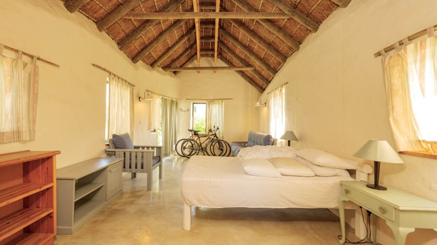 6 Bedroom Property for Sale in Suiderstrand Western Cape